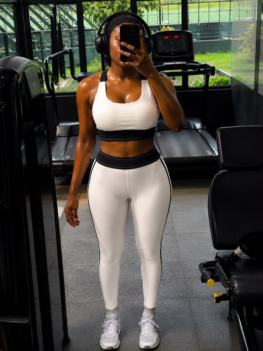Women’s Seamless Activewear Set – Sports Bra & High-Waisted Leggings