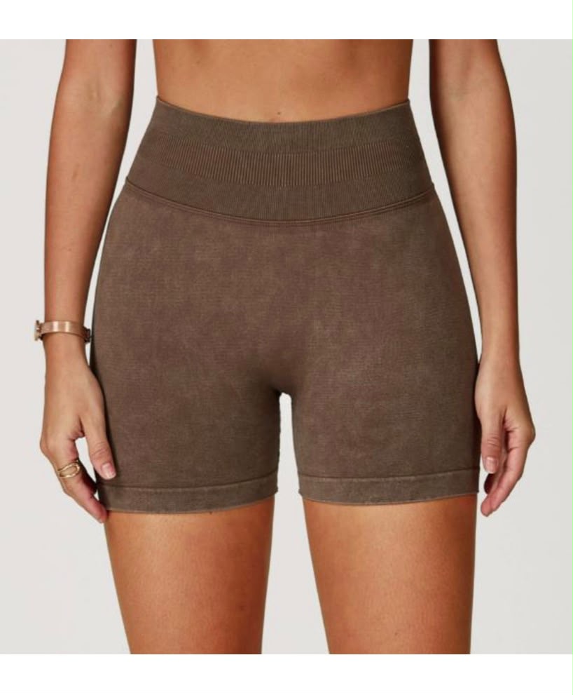 Women’s Sculpt Fit Scrunch Shorts