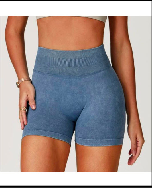 Women’s Sculpt Fit Scrunch Shorts
