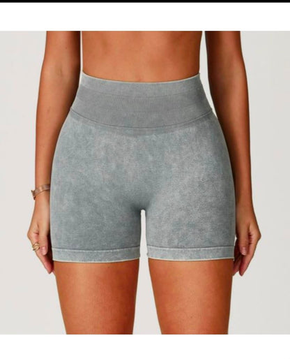 Women’s Sculpt Fit Scrunch Shorts
