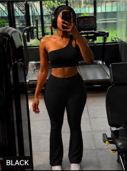 One-Shoulder Flare Active Set